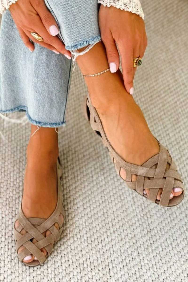 SANDALIAS DE TIRAS