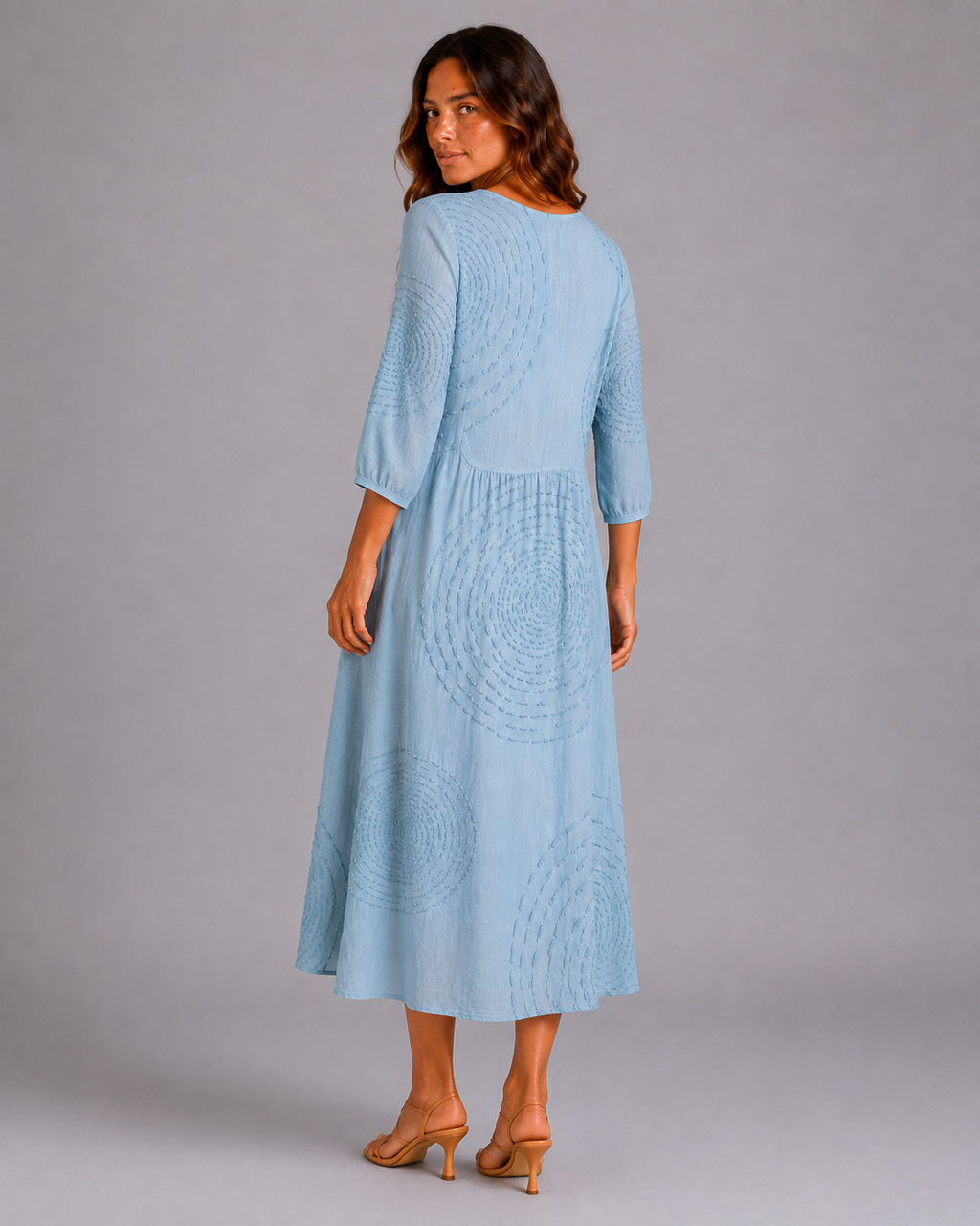 Amalia | Vestido Bordado Casual