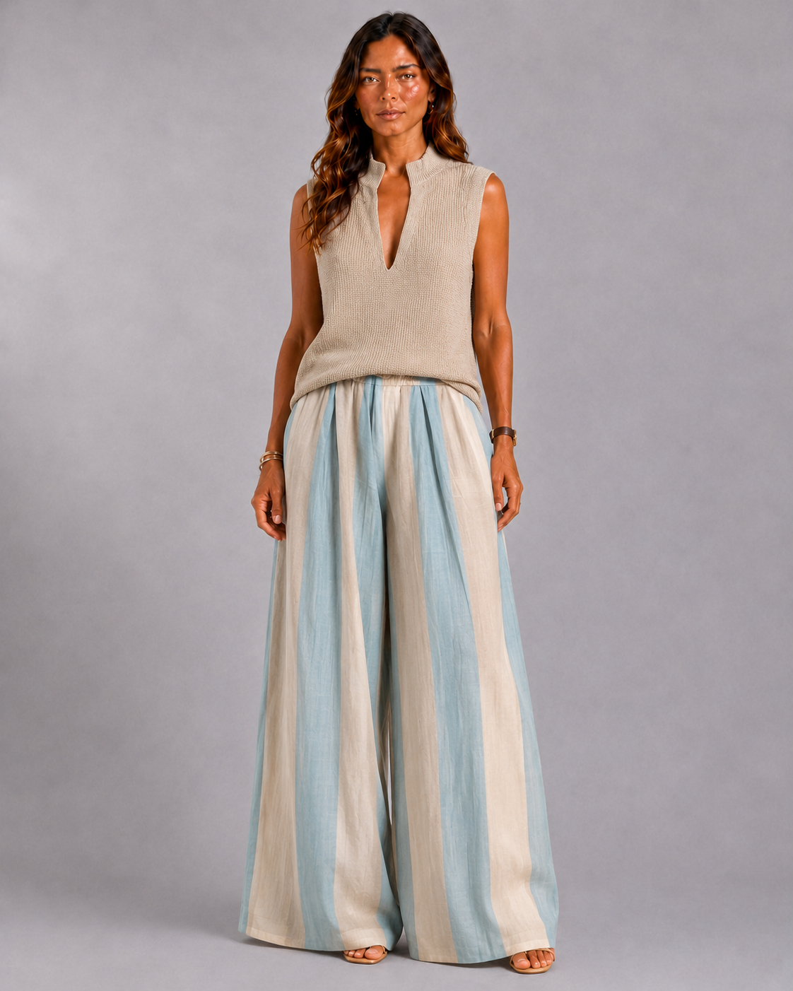 Paola | Completo top senza maniche e pantaloni a righe larghi