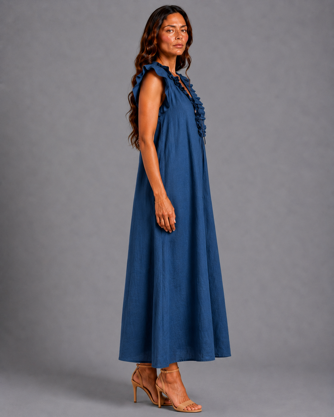Monica | Vestido Maxi de Mezcla de Lino con Volantes y Escote en V