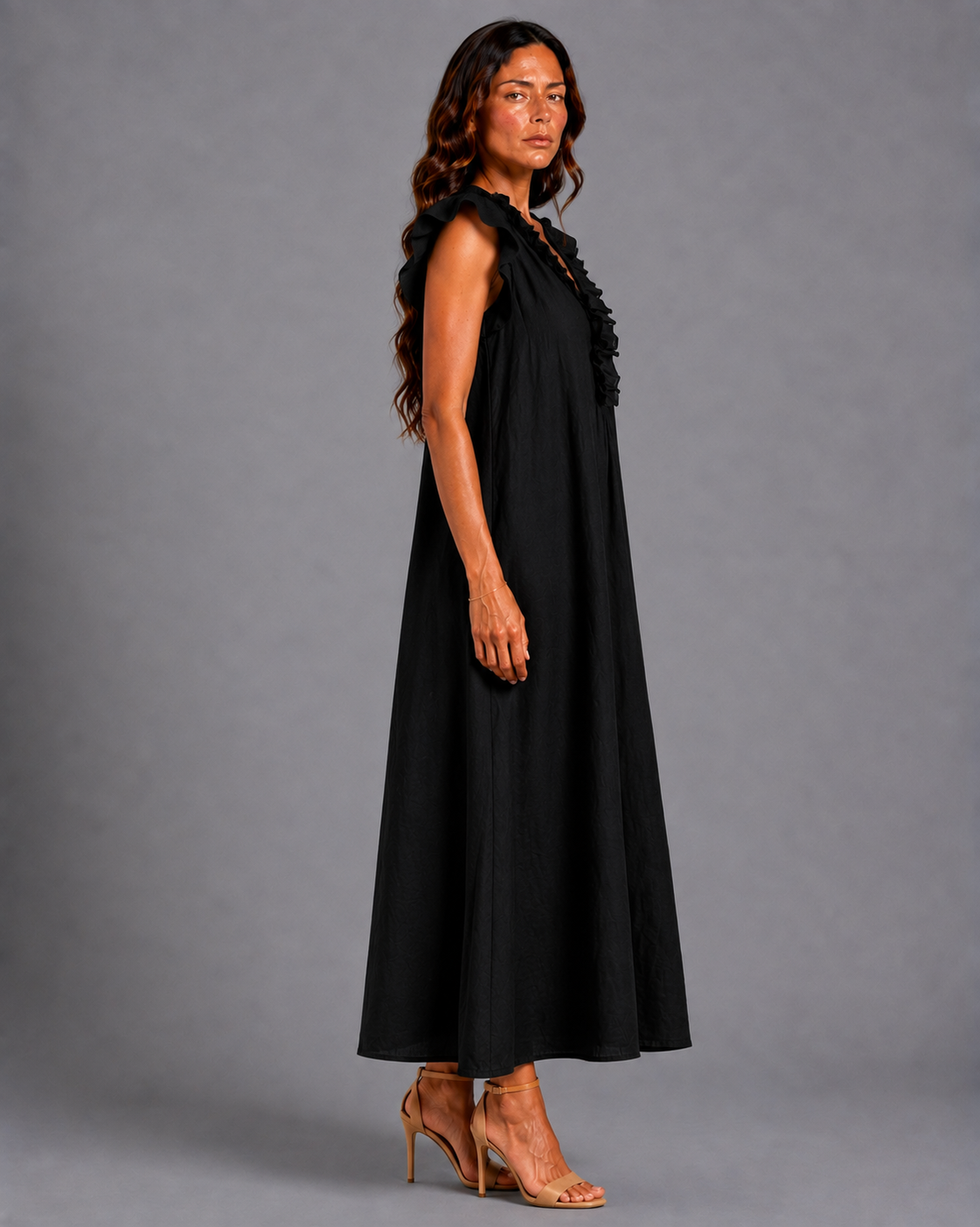 Monica | Vestido Maxi de Mezcla de Lino con Volantes y Escote en V