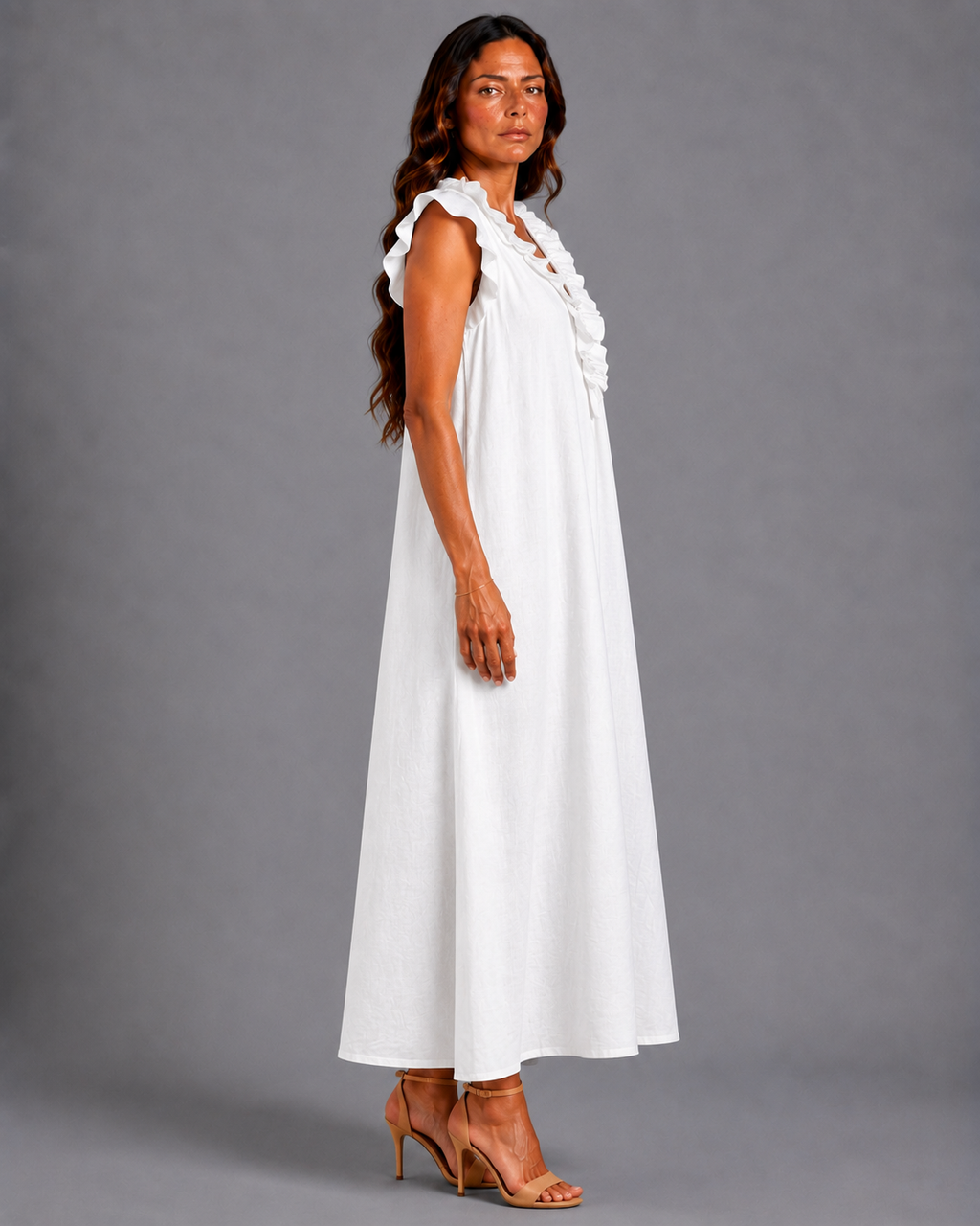 Monica | Vestido Maxi de Mezcla de Lino con Volantes y Escote en V