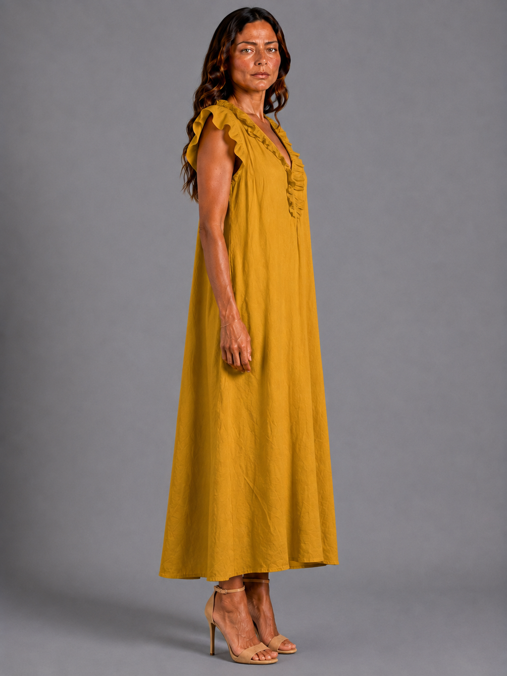 Monica | Vestido Maxi de Mezcla de Lino con Volantes y Escote en V