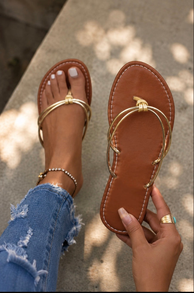 SANDALIAS DE TIRAS FINAS